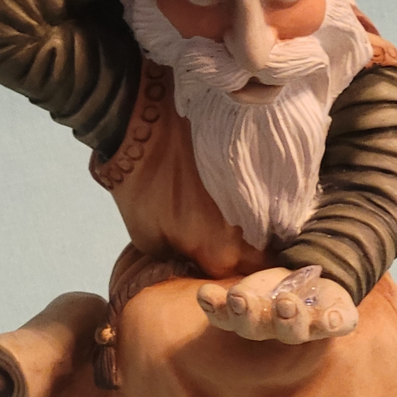 RARE VINTAGE 1988 COLECTIBAL WORLD OF KRYSTONIA FIGURINE. MADE IN ENGLAND - Picture 4 of 15